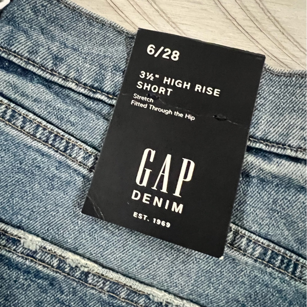 Brand new with tags distressed jean shorts - Picture 4 of 4